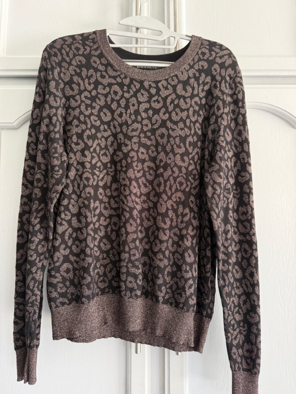Banana Republic Cheetah Print Sweater L